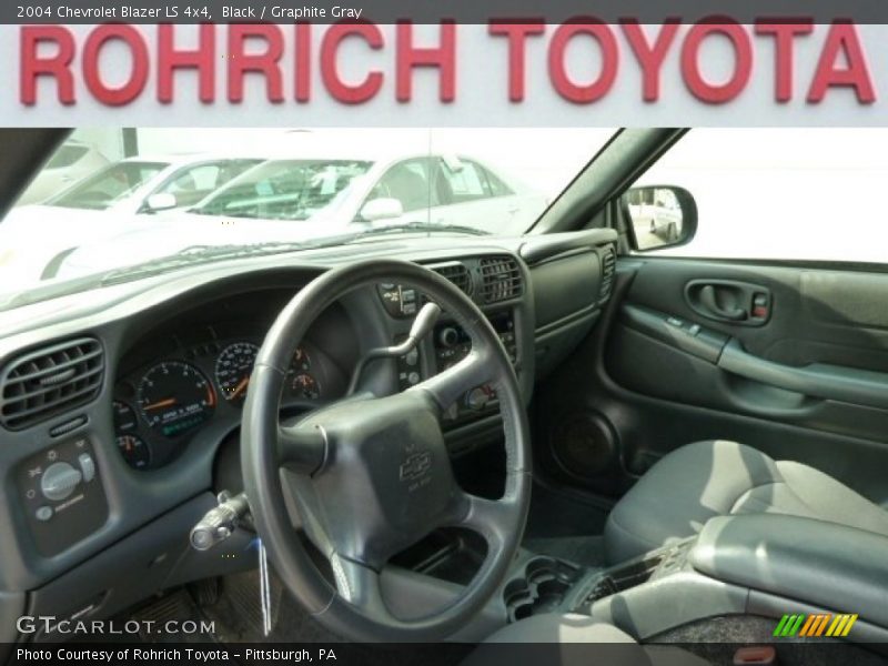 Black / Graphite Gray 2004 Chevrolet Blazer LS 4x4