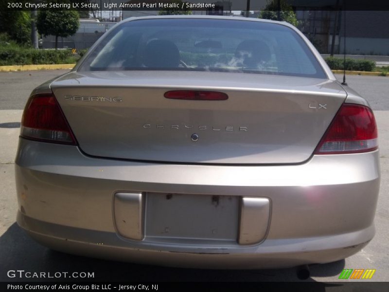 Light Almond Pearl Metallic / Sandstone 2002 Chrysler Sebring LX Sedan
