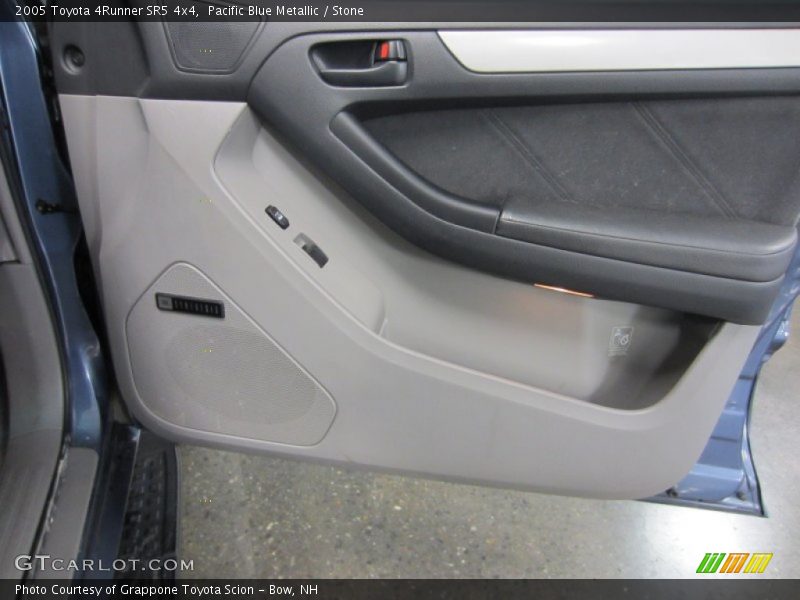 Pacific Blue Metallic / Stone 2005 Toyota 4Runner SR5 4x4