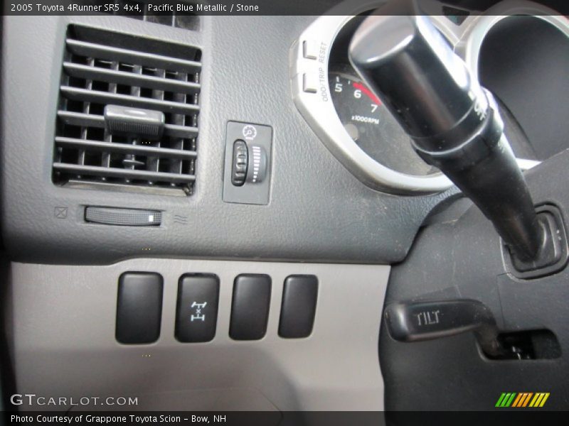 Pacific Blue Metallic / Stone 2005 Toyota 4Runner SR5 4x4