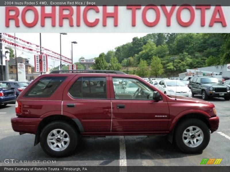 Excessive Red Mica / Beige 2004 Isuzu Rodeo S 4WD