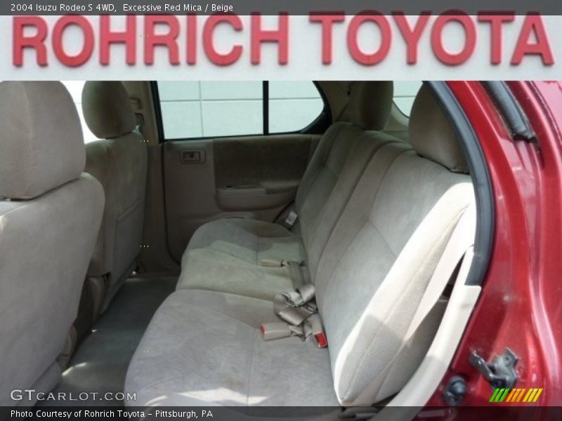 Excessive Red Mica / Beige 2004 Isuzu Rodeo S 4WD