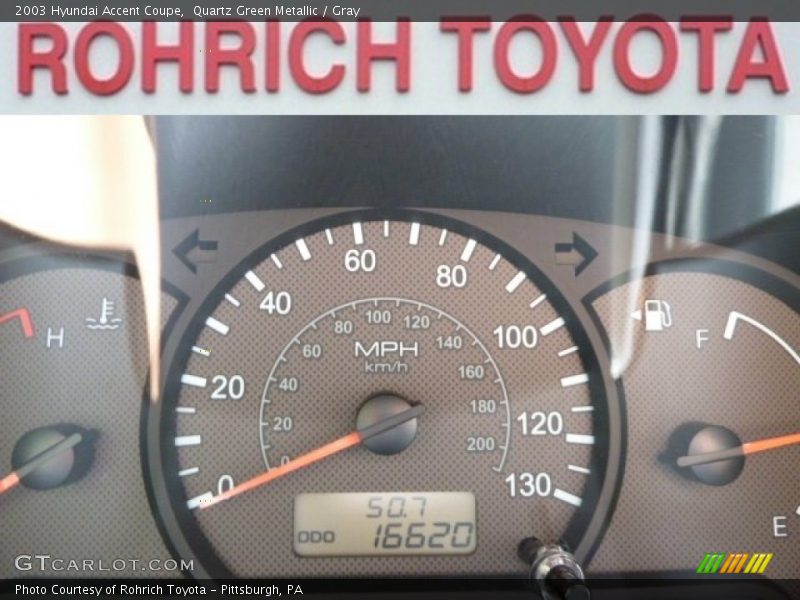 Quartz Green Metallic / Gray 2003 Hyundai Accent Coupe