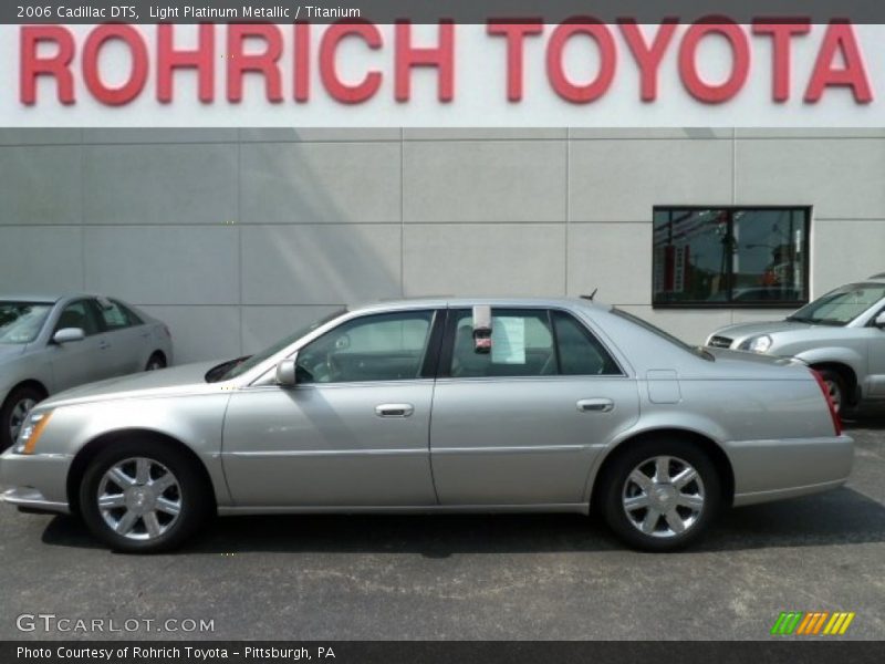 Light Platinum Metallic / Titanium 2006 Cadillac DTS