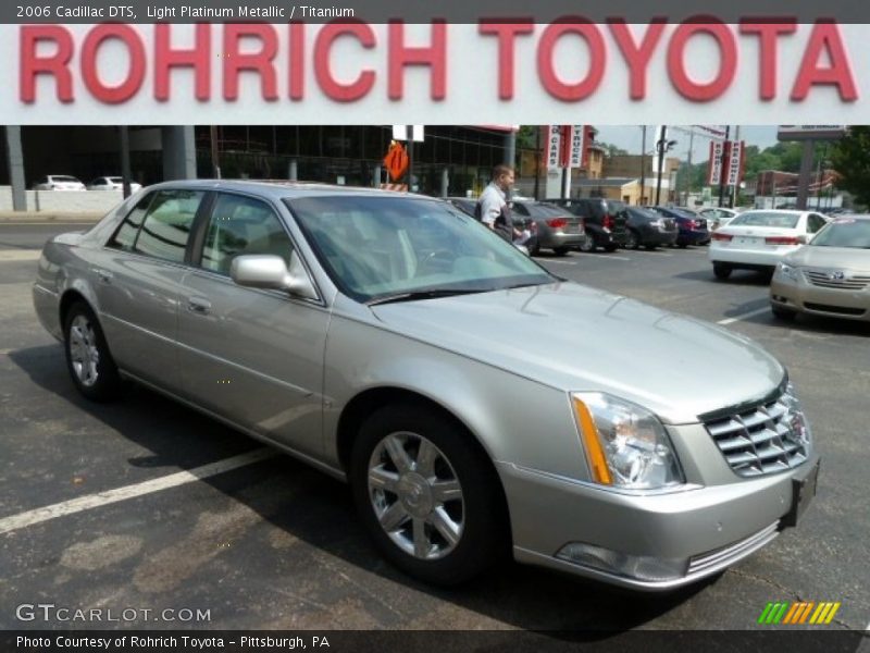 Light Platinum Metallic / Titanium 2006 Cadillac DTS