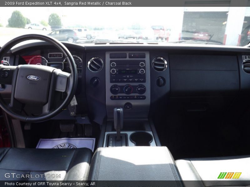 Sangria Red Metallic / Charcoal Black 2009 Ford Expedition XLT 4x4