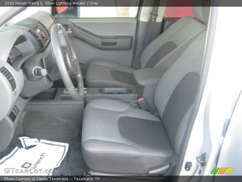 Silver Lightning Metallic / Gray 2010 Nissan Xterra S