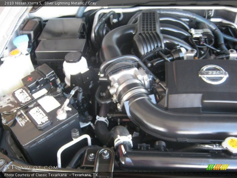 Silver Lightning Metallic / Gray 2010 Nissan Xterra S
