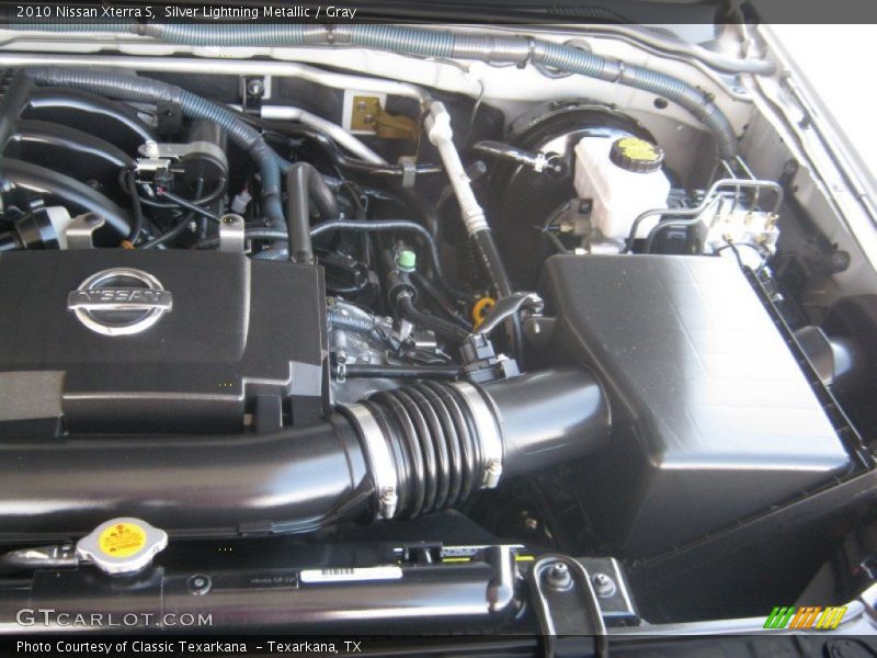 Silver Lightning Metallic / Gray 2010 Nissan Xterra S