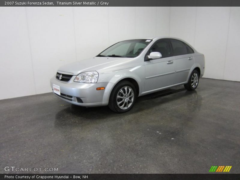 Titanium Silver Metallic / Grey 2007 Suzuki Forenza Sedan