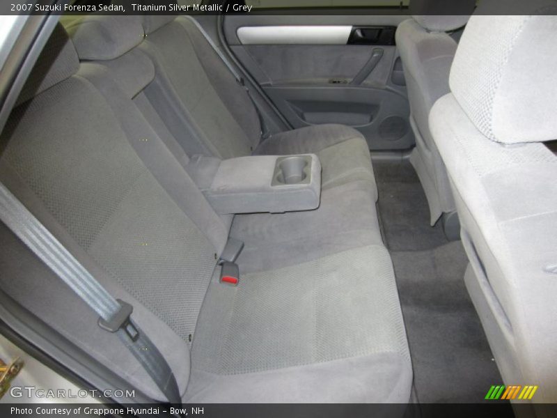 Titanium Silver Metallic / Grey 2007 Suzuki Forenza Sedan