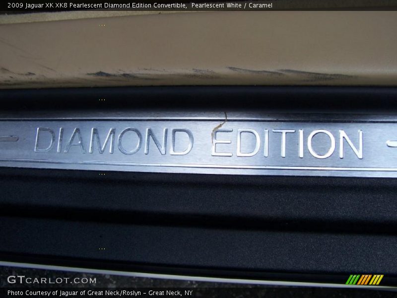  2009 XK XK8 Pearlescent Diamond Edition Convertible Logo