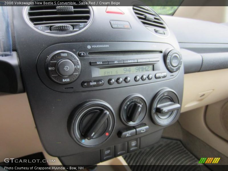Controls of 2008 New Beetle S Convertible