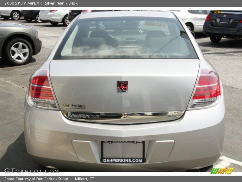 Silver Pearl / Black 2008 Saturn Aura XR