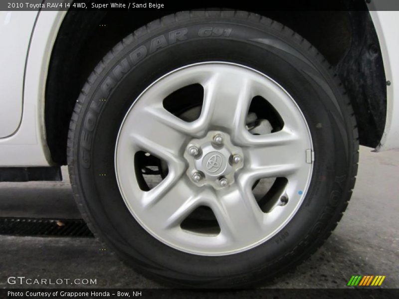 Super White / Sand Beige 2010 Toyota RAV4 I4 4WD