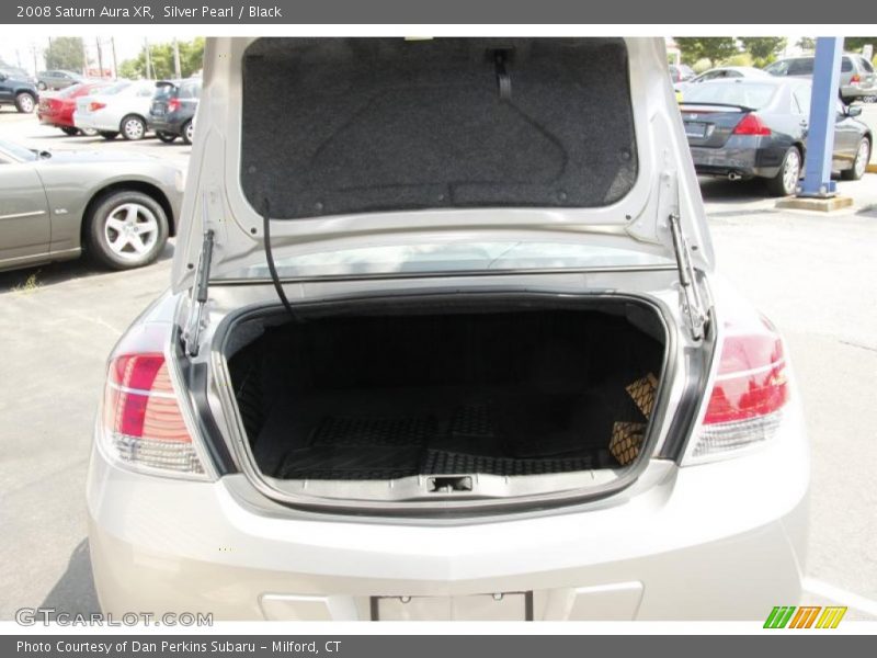 Silver Pearl / Black 2008 Saturn Aura XR