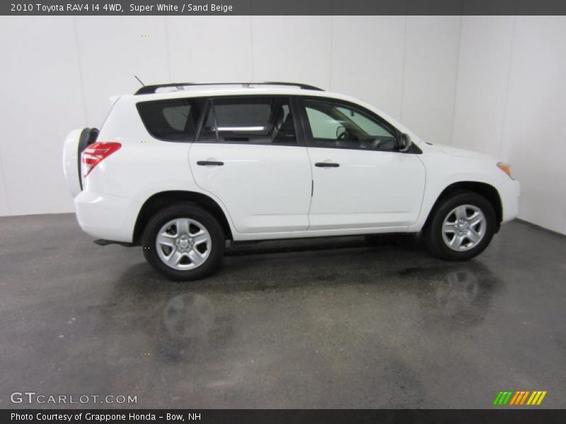Super White / Sand Beige 2010 Toyota RAV4 I4 4WD