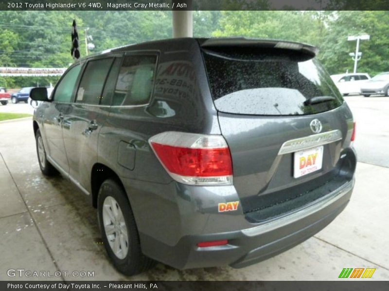 Magnetic Gray Metallic / Ash 2012 Toyota Highlander V6 4WD