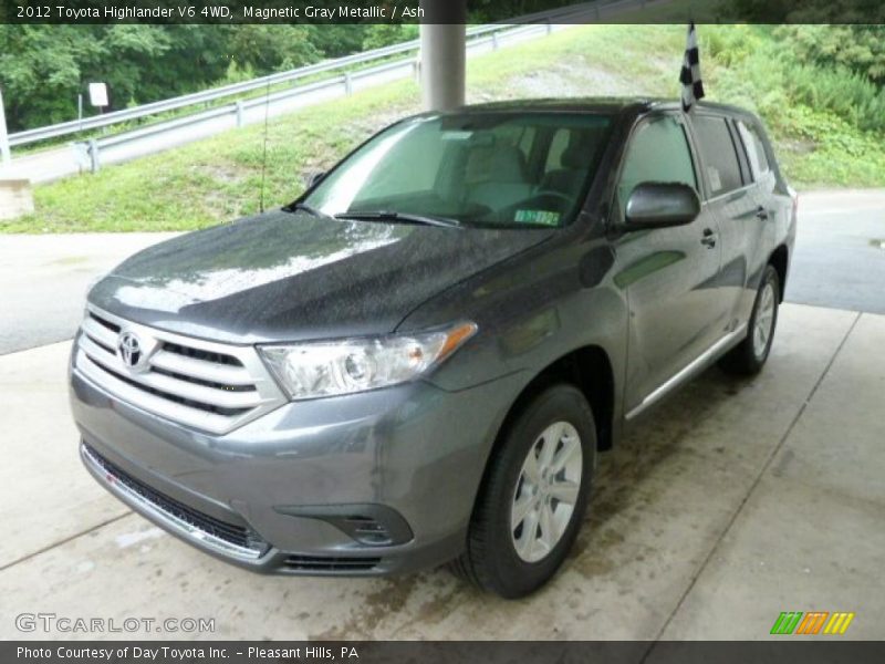 Magnetic Gray Metallic / Ash 2012 Toyota Highlander V6 4WD