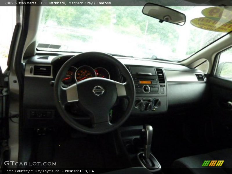 Magnetic Gray / Charcoal 2009 Nissan Versa 1.8 S Hatchback