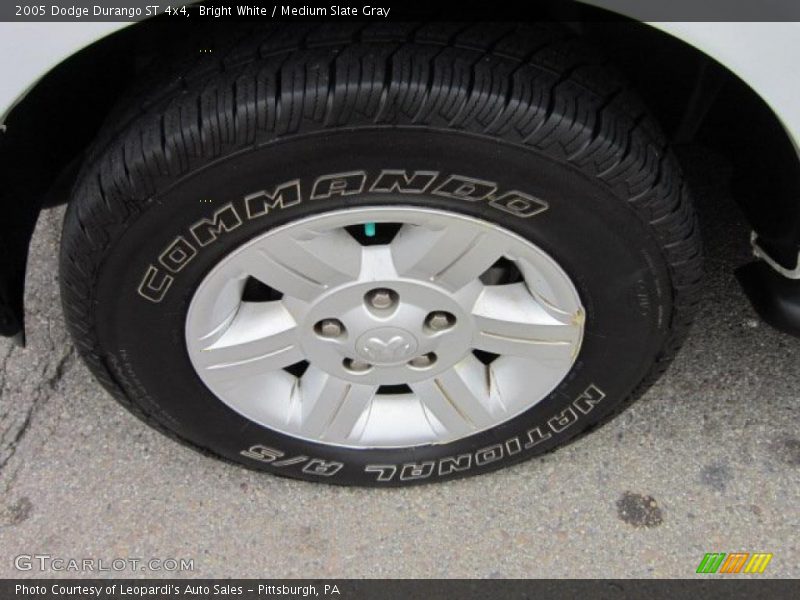 Bright White / Medium Slate Gray 2005 Dodge Durango ST 4x4