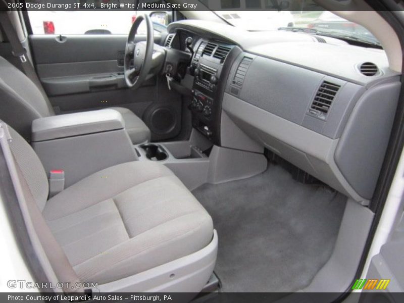 Bright White / Medium Slate Gray 2005 Dodge Durango ST 4x4