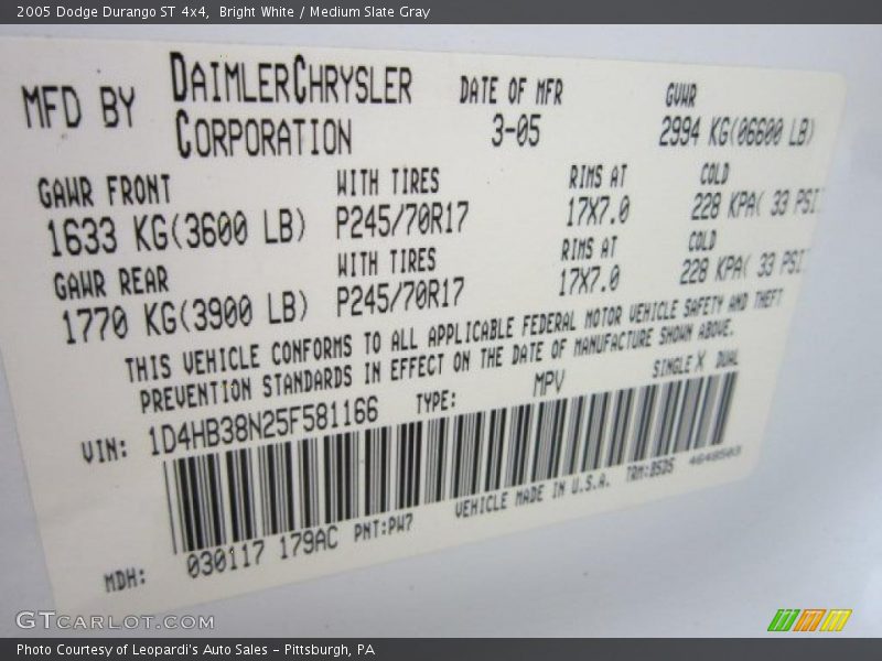 Bright White / Medium Slate Gray 2005 Dodge Durango ST 4x4