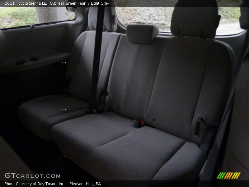 Cypress Green Pearl / Light Gray 2011 Toyota Sienna LE