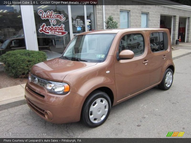 Golden Ginger Pearl Metallic / Light Gray 2011 Nissan Cube 1.8 S