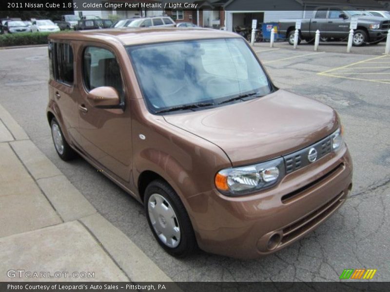 Golden Ginger Pearl Metallic / Light Gray 2011 Nissan Cube 1.8 S