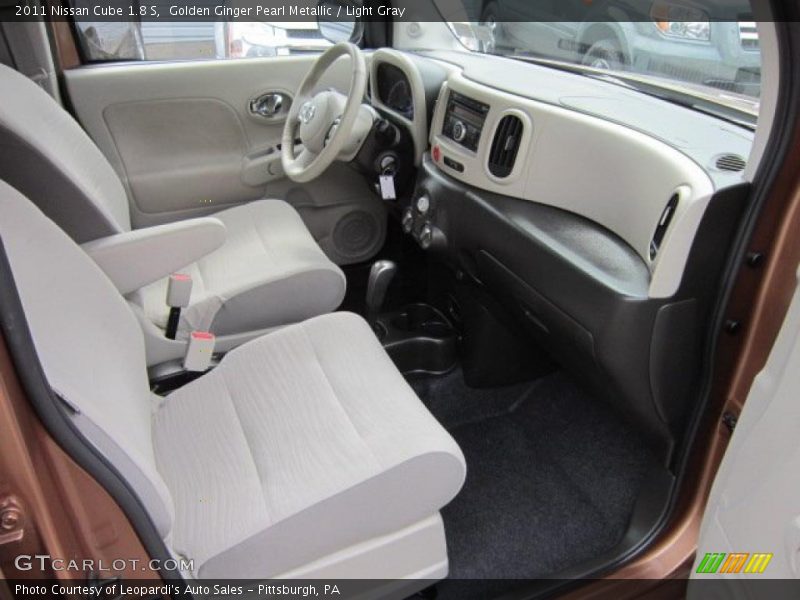 Golden Ginger Pearl Metallic / Light Gray 2011 Nissan Cube 1.8 S