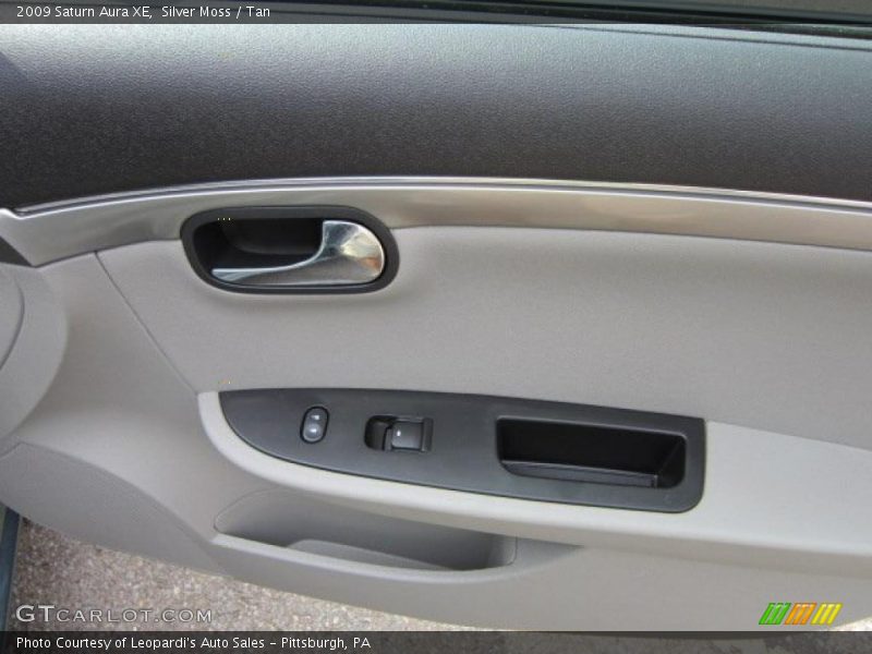 Silver Moss / Tan 2009 Saturn Aura XE
