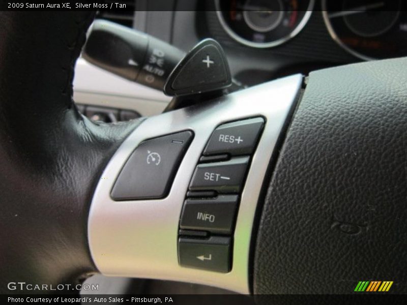 Silver Moss / Tan 2009 Saturn Aura XE