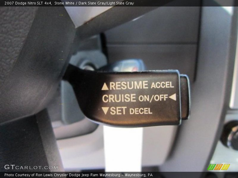 Stone White / Dark Slate Gray/Light Slate Gray 2007 Dodge Nitro SLT 4x4