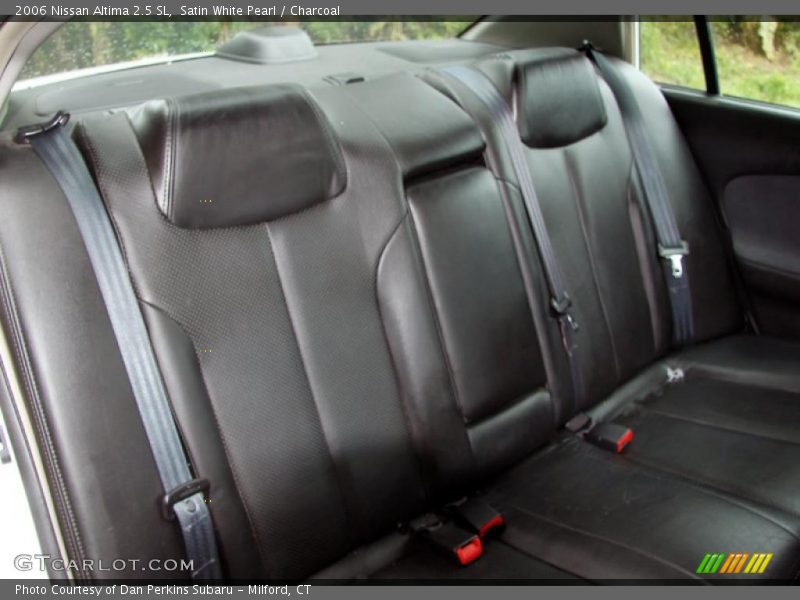 Satin White Pearl / Charcoal 2006 Nissan Altima 2.5 SL