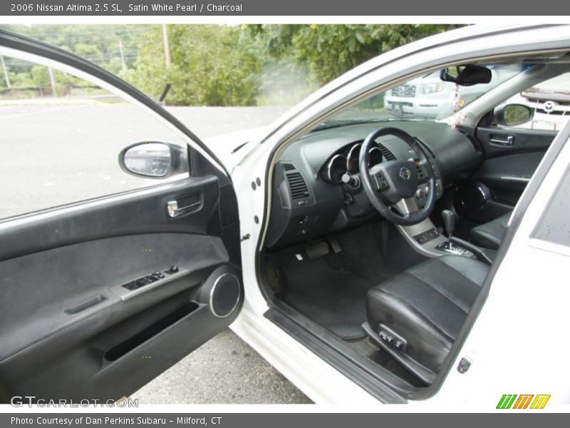 Satin White Pearl / Charcoal 2006 Nissan Altima 2.5 SL