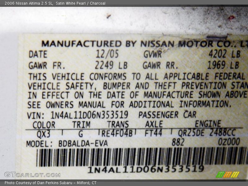 Satin White Pearl / Charcoal 2006 Nissan Altima 2.5 SL
