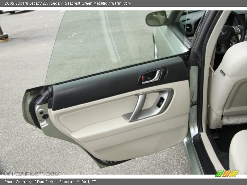 Seacrest Green Metallic / Warm Ivory 2009 Subaru Legacy 2.5i Sedan