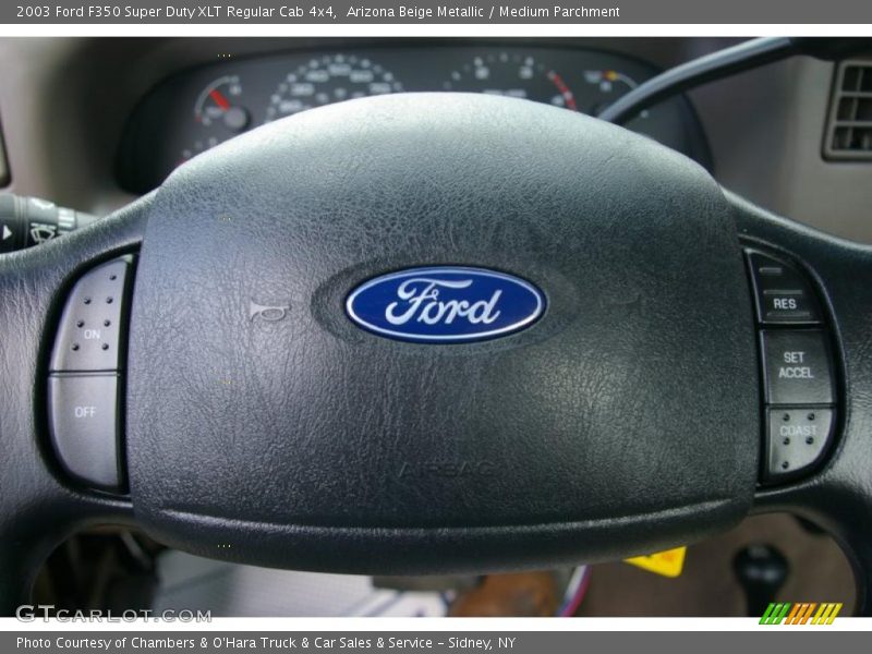 Arizona Beige Metallic / Medium Parchment 2003 Ford F350 Super Duty XLT Regular Cab 4x4