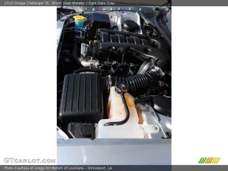 Bright Silver Metallic / Dark Slate Gray 2010 Dodge Challenger SE