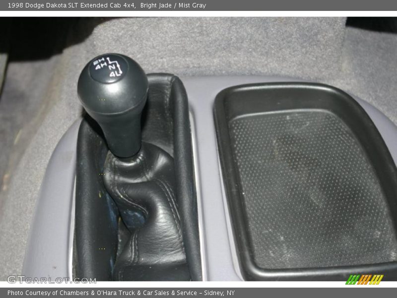 Controls of 1998 Dakota SLT Extended Cab 4x4