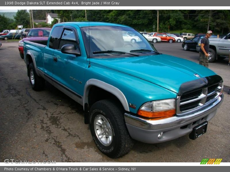Front 3/4 View of 1998 Dakota SLT Extended Cab 4x4