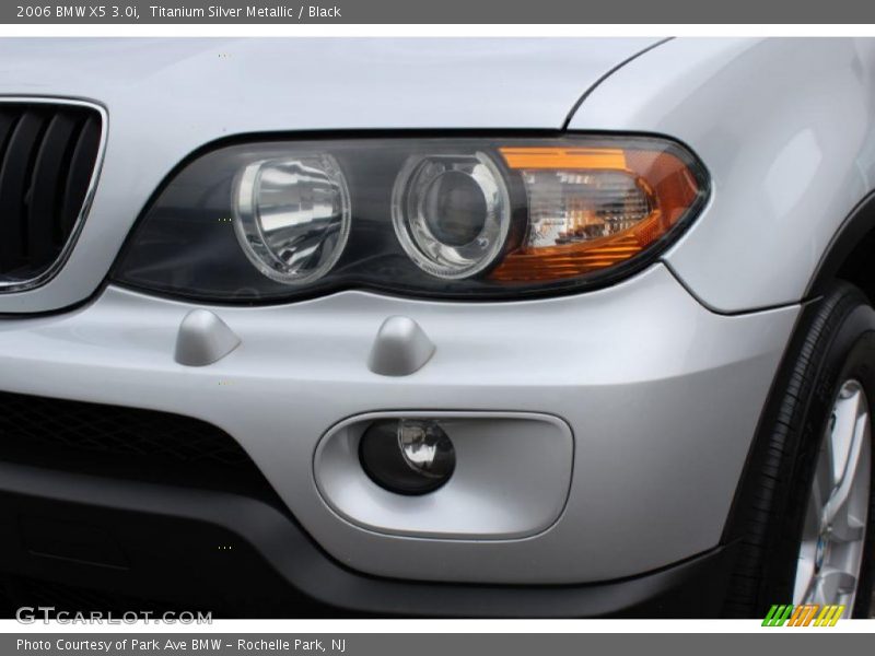 Titanium Silver Metallic / Black 2006 BMW X5 3.0i
