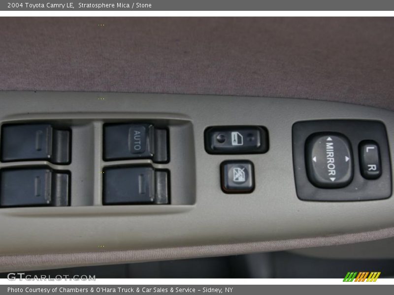 Stratosphere Mica / Stone 2004 Toyota Camry LE