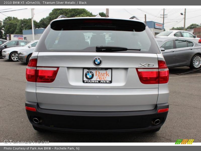 Titanium Silver Metallic / Black 2010 BMW X5 xDrive30i