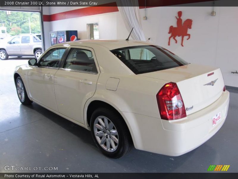 Stone White / Dark Slate Gray 2008 Chrysler 300 LX
