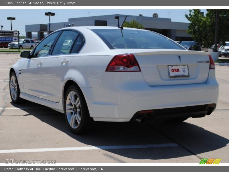 White Hot / Onyx 2009 Pontiac G8 Sedan