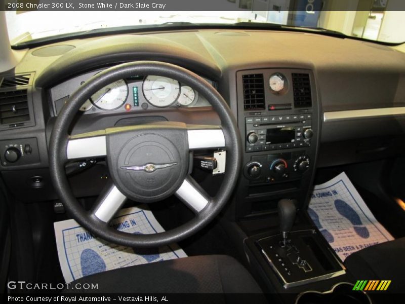 Stone White / Dark Slate Gray 2008 Chrysler 300 LX
