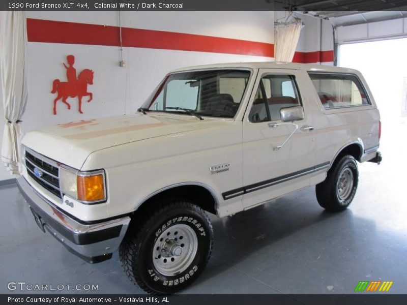 Colonial White / Dark Charcoal 1990 Ford Bronco XLT 4x4