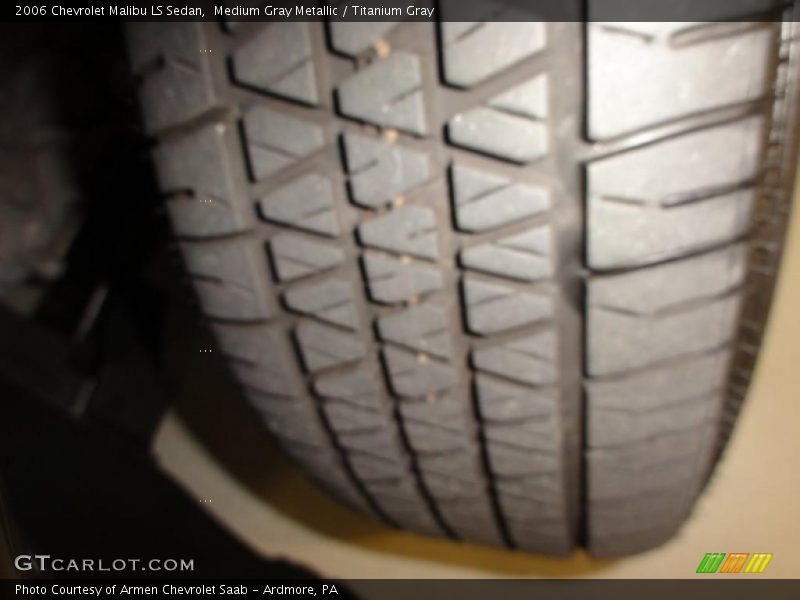 Medium Gray Metallic / Titanium Gray 2006 Chevrolet Malibu LS Sedan